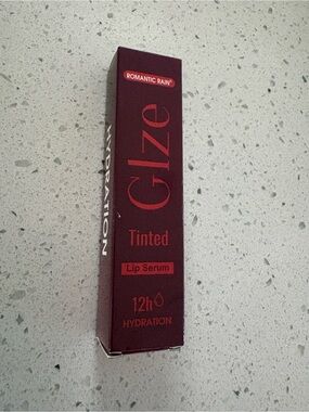 Glaze Tinted Lip Serum – Deep Burgundy